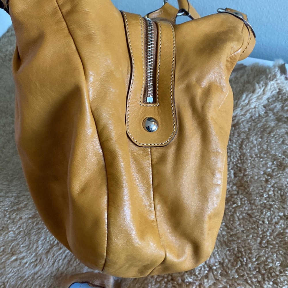 COACH YELLOW HONEY MUSTARD LEATHER HOBO BAG WITH SILVER BUCKLE D1069-F15075 - Picture 14 of 16